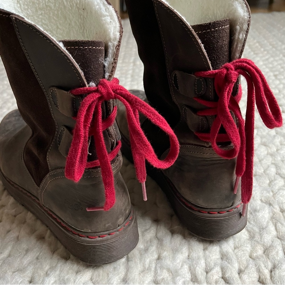 BOS & Co Suede Sherpa Boots with Red laces | sz 40